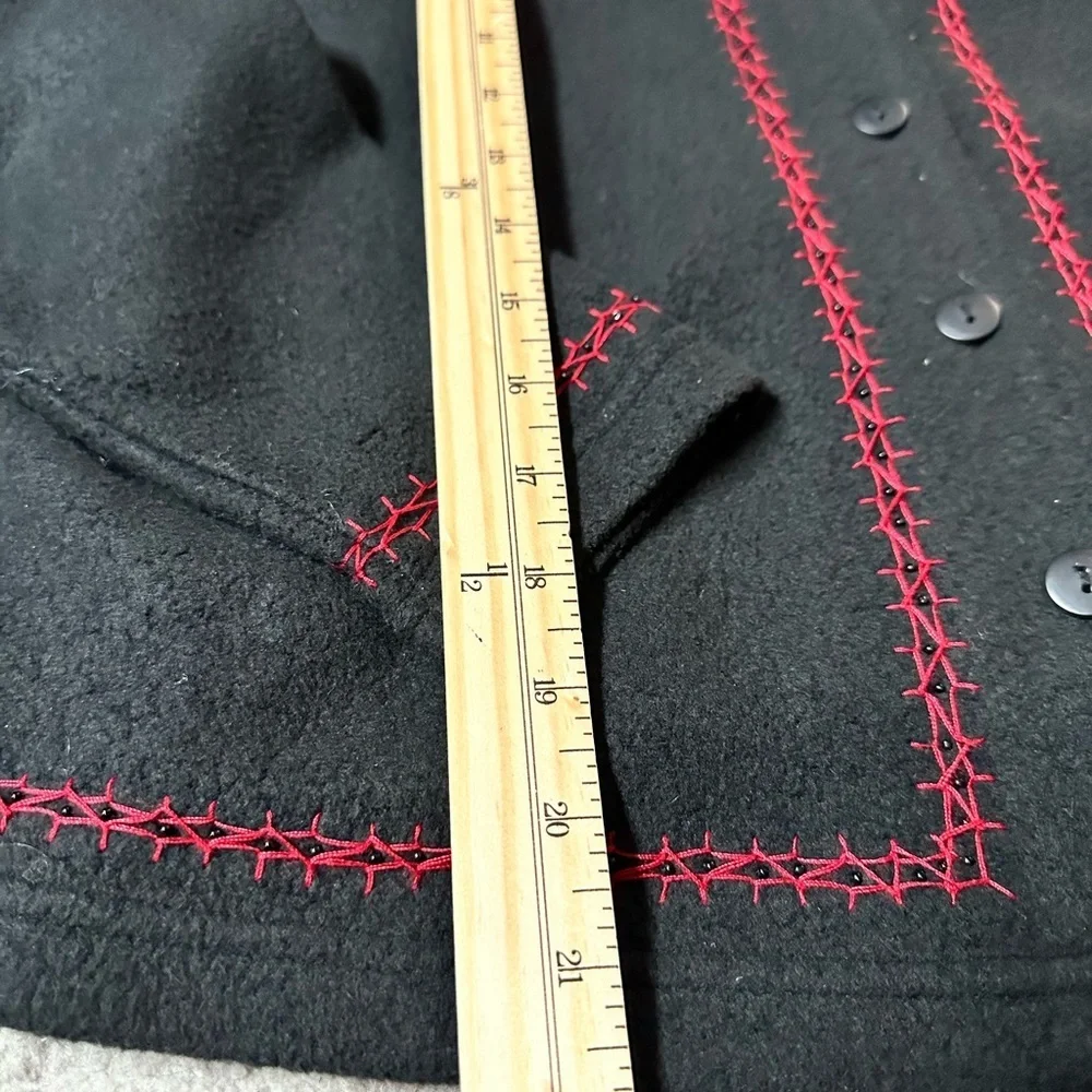 BECHAMEL PETITES Black Cropped Jacket with Red Embroidered Trim Sz Petite Med